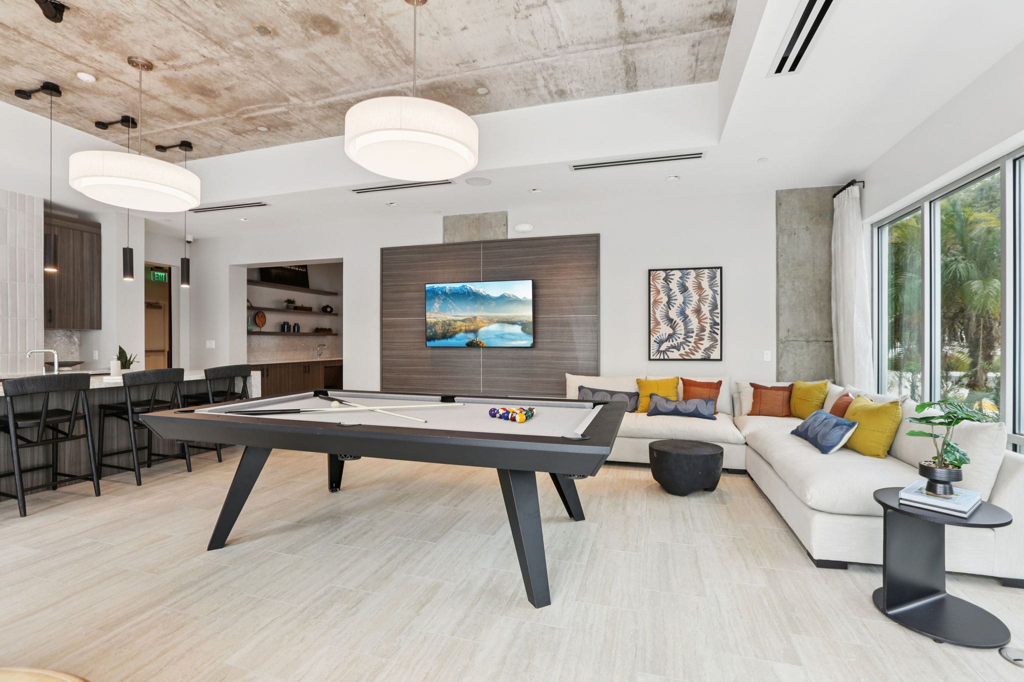 Interior photo of the Breeze property in Winter Haven